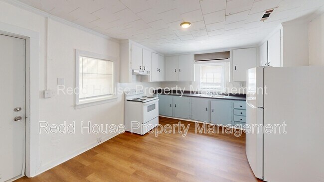 Photo - 203 Plaza Dr