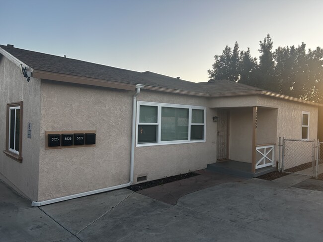 Building Photo - 5525 Bolivar St