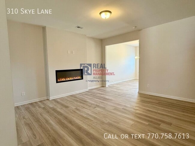 Photo - 310 Skye Ln