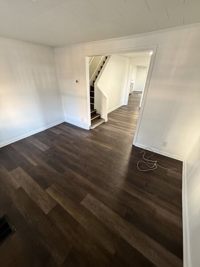 Photo - 332 S 9th St