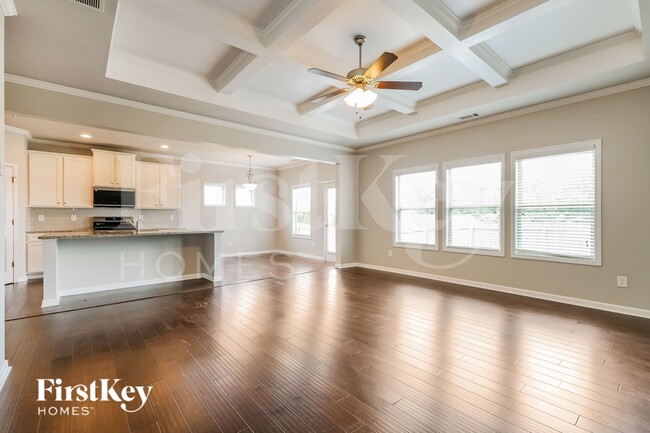 Photo - 4475 Clubside Dr