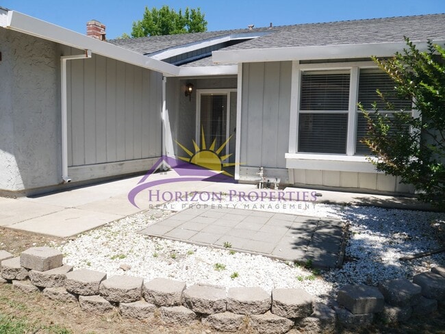Photo - Open 4 Bed 2 Bath 1,407sqft Single Family Home