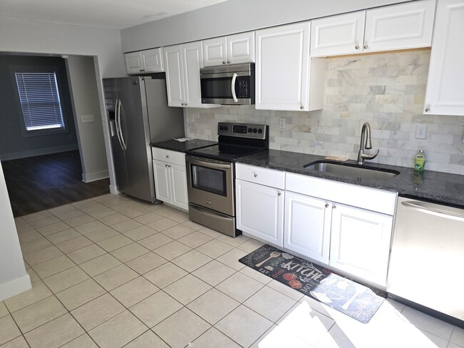Photo - 2100 Fort Belvoir Dr