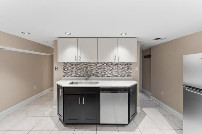 Basement kitchen 1