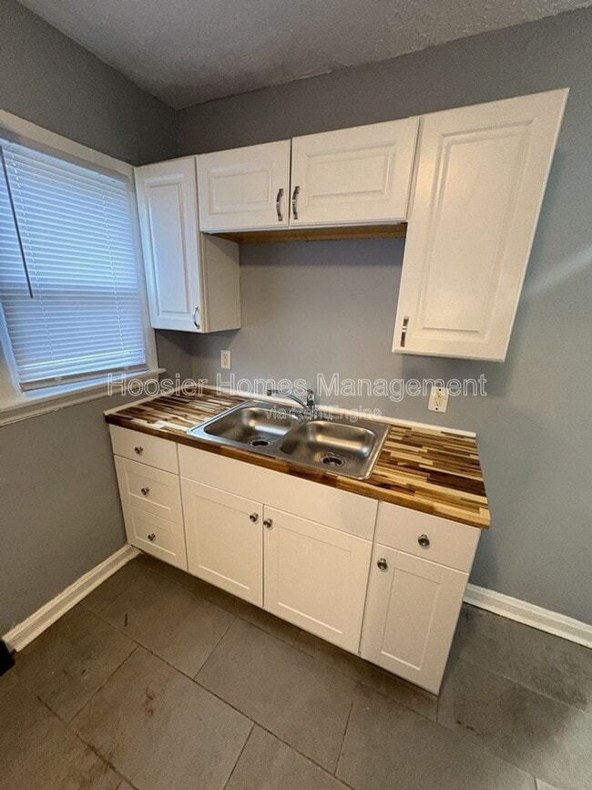 Photo - 1035 N Centennial St