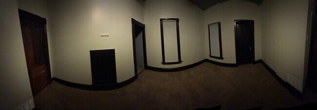 Photo - 126 Putnam St SW