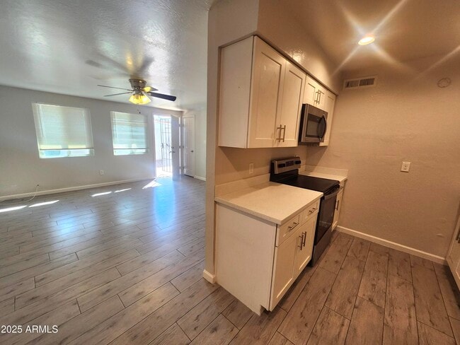 Photo - 4310 N 23rd Ave Unit 2