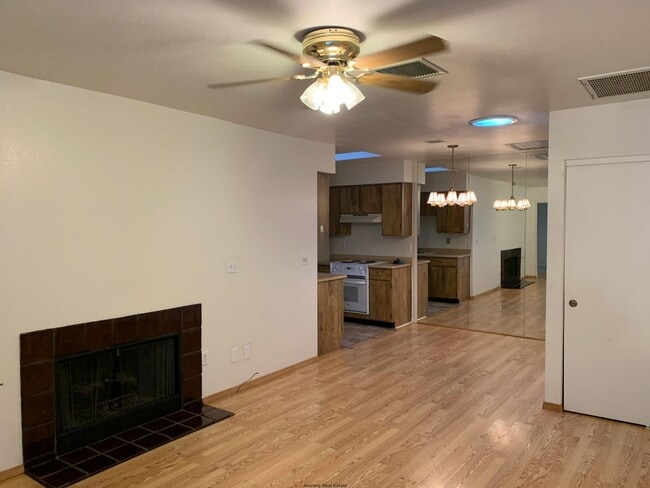 Photo - 3095 Shoshone Pl