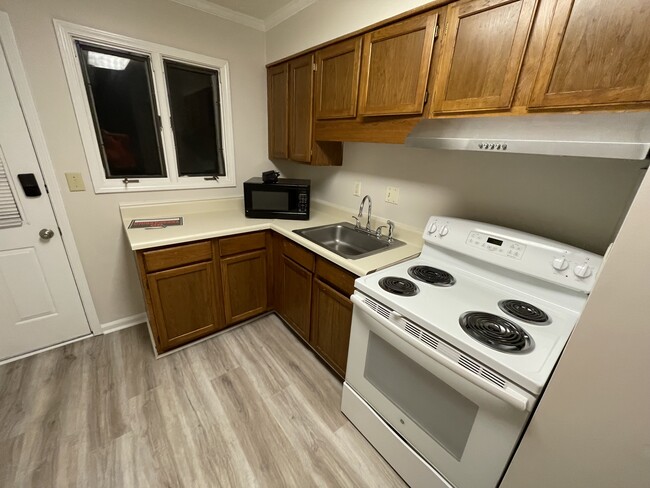 Photo - 2790 Country Ct SE Townhome