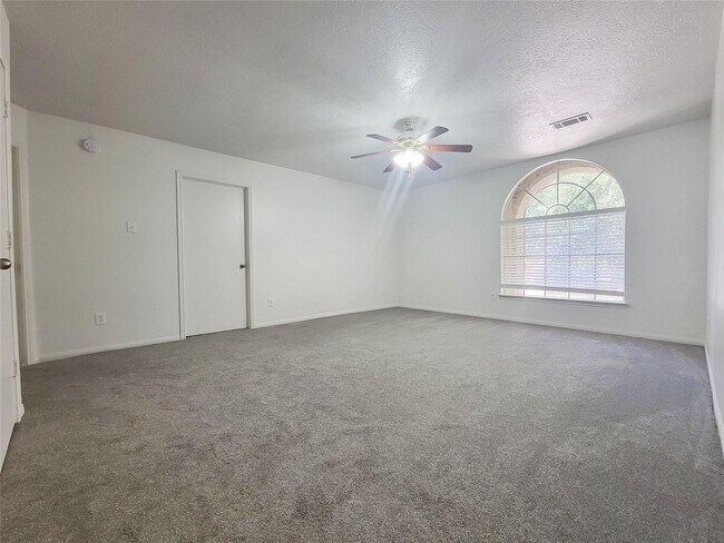 Photo - 20839 Beech Tree Dr