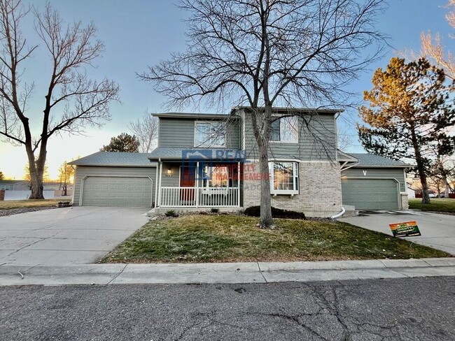 Photo - 940 W 133rd Cir