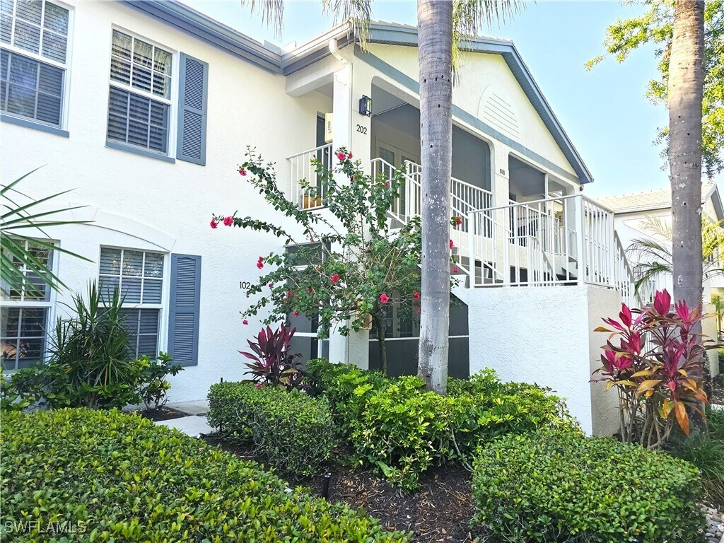 Photo - 818 Tanbark Dr Unit 102