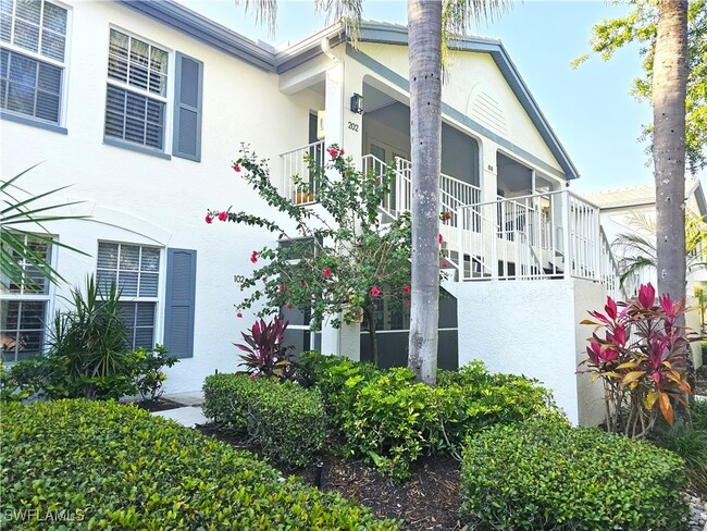 Building Photo - 818 Tanbark Dr Unit 102