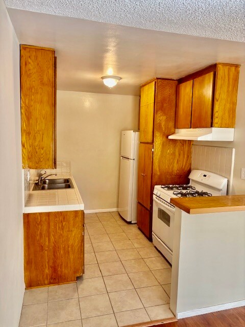 Photo - 351 Riverdale Dr