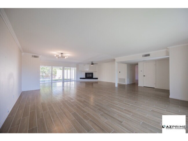 Photo - Stunning 3/2.5 Phoenix Home - Private Pool...