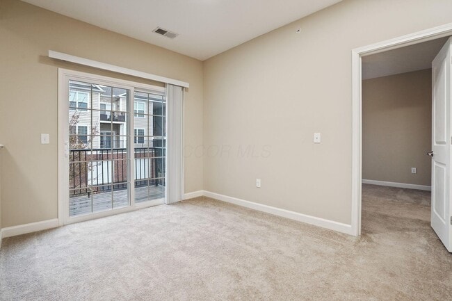 Photo - 5148 Foxtail Pine St