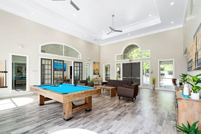 Photo - The Chase Apartments