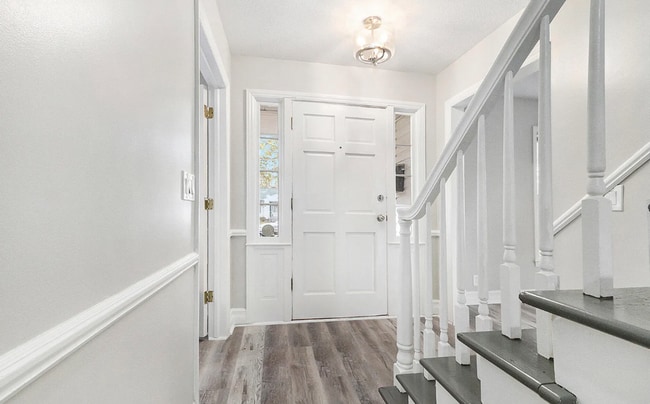 Photo - 2605 Evernia Ave SE Unit Bedroom 4 - 2nd Floor NE Corner