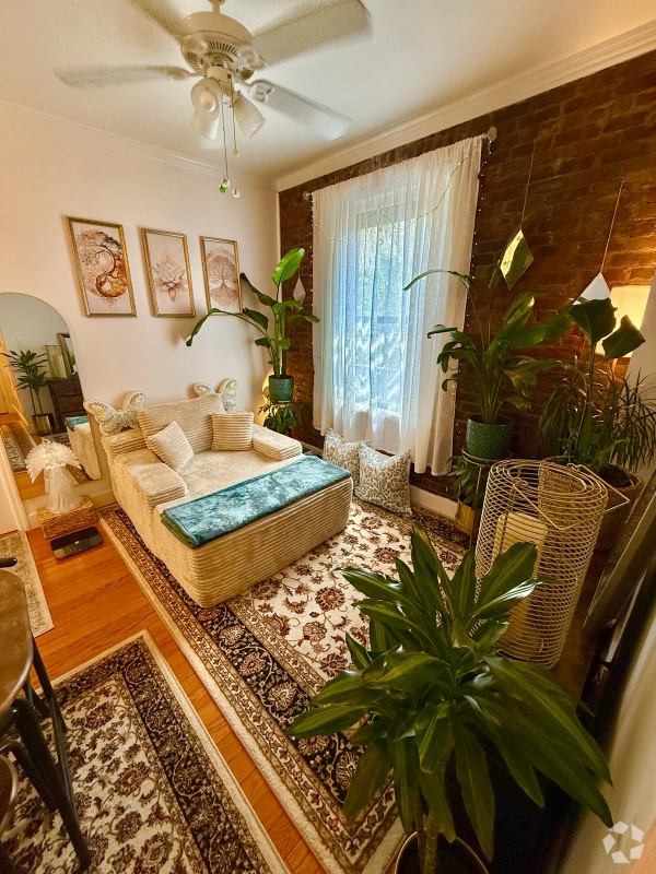 Building Photo - 21-57-57 33rd St Rental