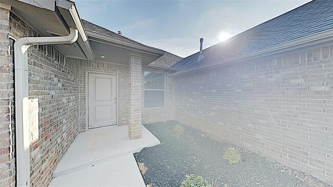 Photo - 10704 Mountain Fork Dr