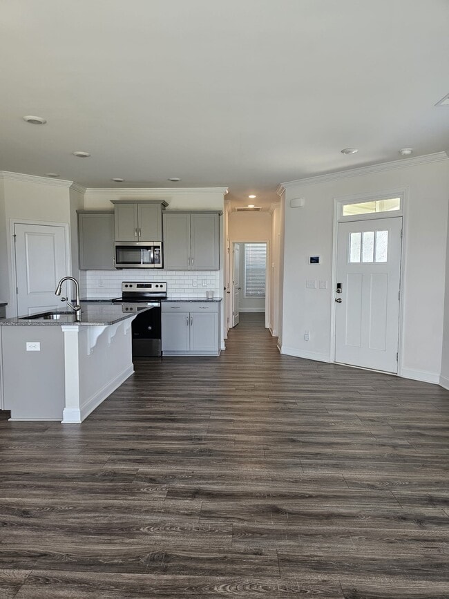 Photo - 422 Yellow Fox Rd