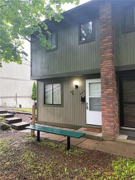 Photo - 446 Crosbie Dr Townhome