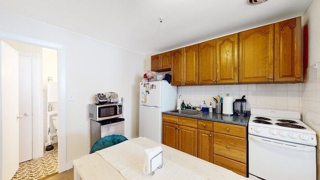 Photo - 289 Beacon St Unidad 6