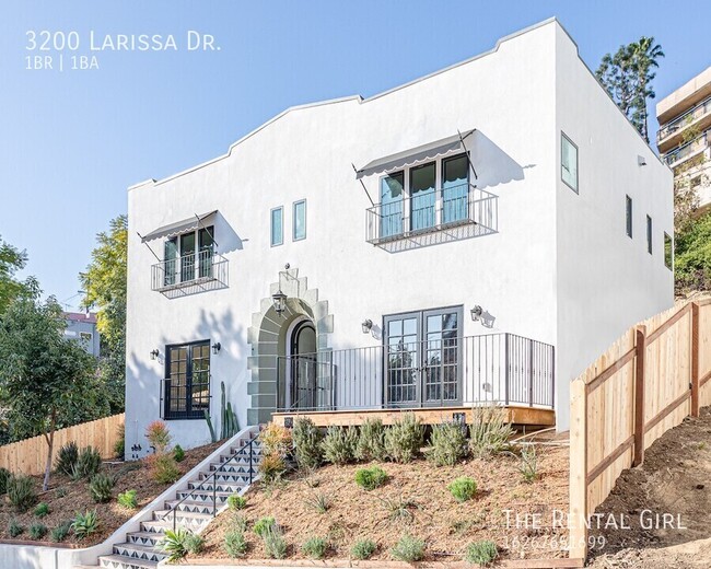 Elegant 1920s Spanish 1 Bedroom in Silver ... - Elegant 1920s Spanish 1 Bedroom in Silver ... Condominio