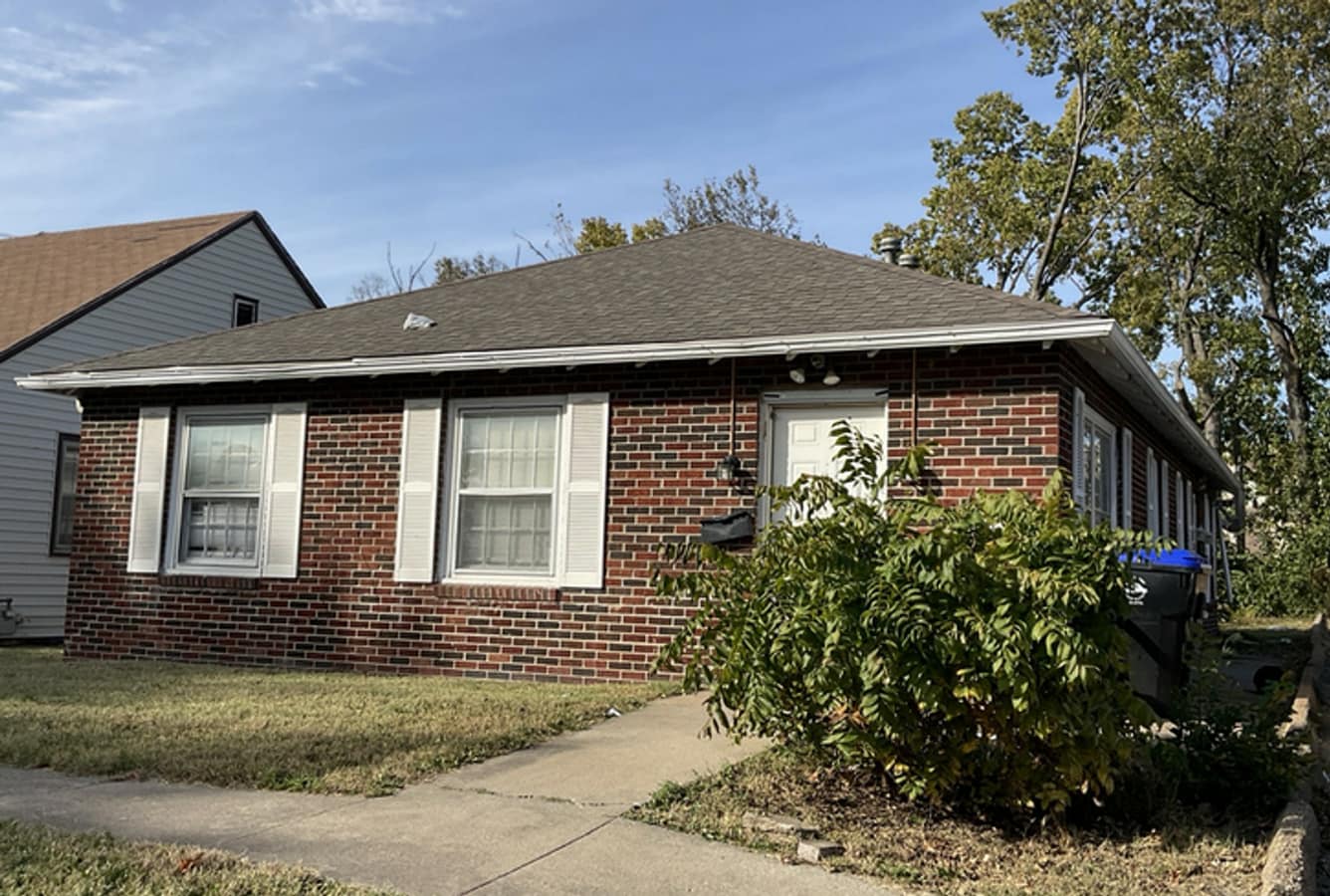 Updated 2 Bedroom Duplex – Available 2/20/2026 - Updated 2 Bedroom Duplex – Available 2/20/2026