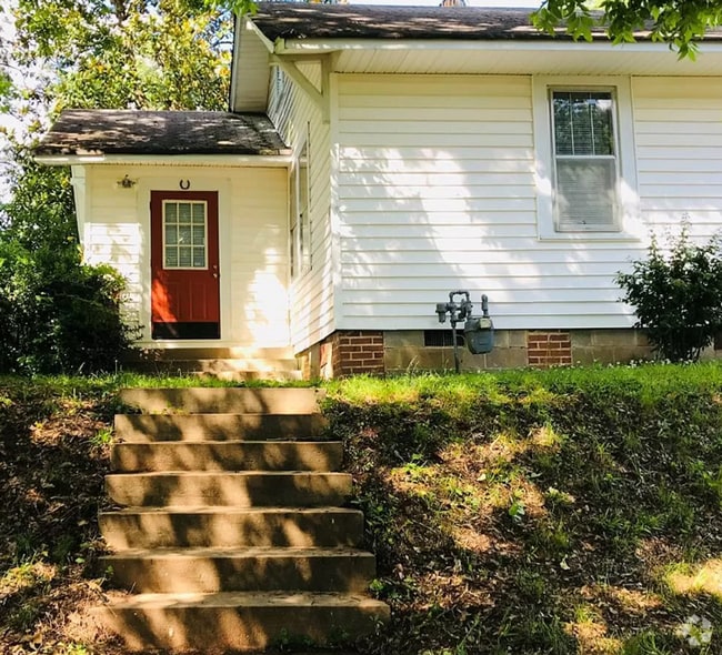 Building Photo - 1045 Macon Hwy Rental