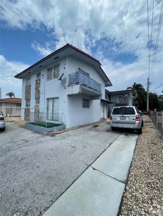 Building Photo - 4381 W Flagler St Unit 1 Rental