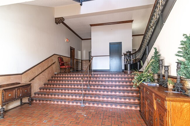 Photo - 1100 Harvard St Unit 14