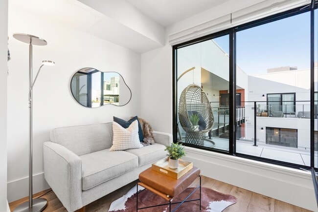 Building Photo - 1288 Howard St Unit 604 Rental