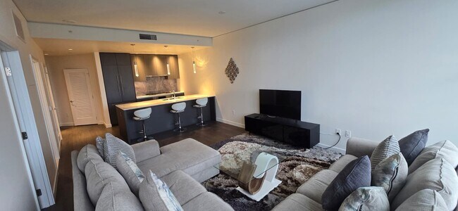 Photo - 2510 6th Ave Unit 2501