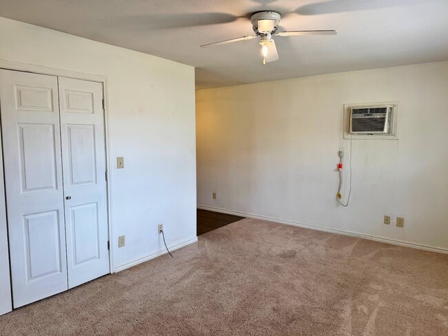 Photo - 2941 Stearns Ave