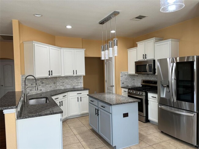 Photo - 1032 Dyer Creek Pl