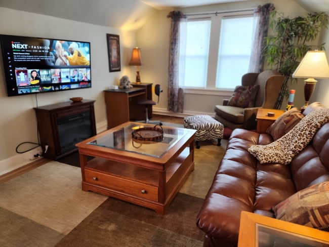 Photo - 204 E 3rd Ave Unit 5