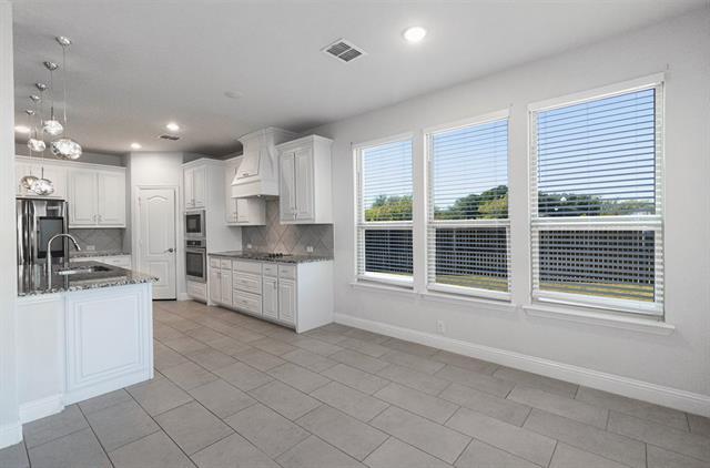 Photo - 4003 Three Forks Rd