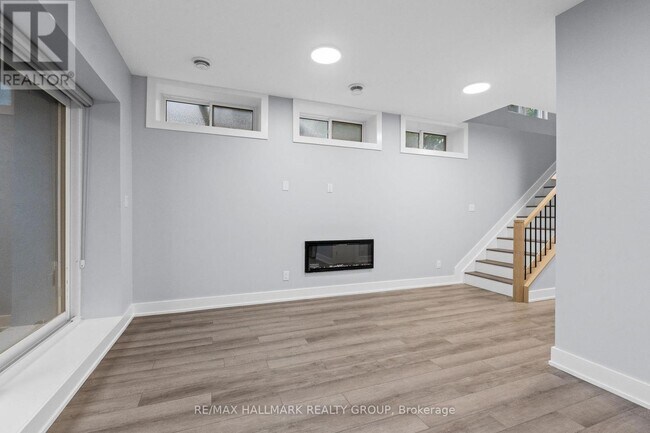 Photo - 884 Byron Ave Unit B