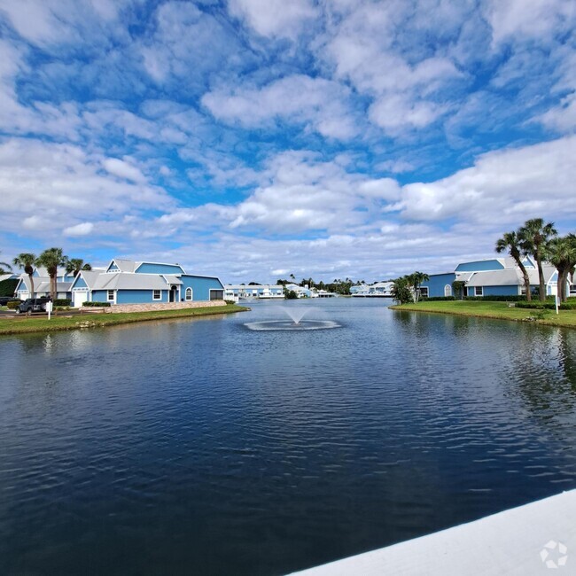 Building Photo - 904 Ocean Dunes Cir Rental