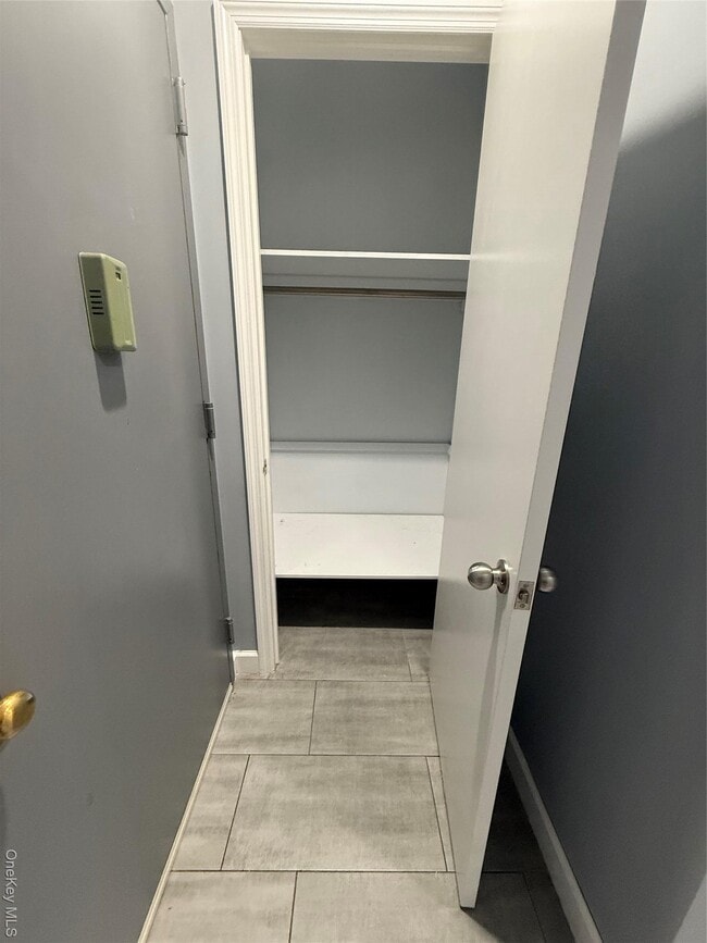 Building Photo - 66-76 Fresh Pond Rd