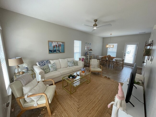 Photo - 3BR/3.5BA For Rent