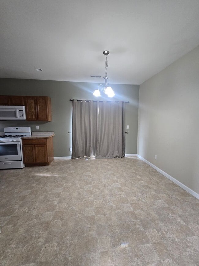 Photo - Amazing 4 bed/3 bath home