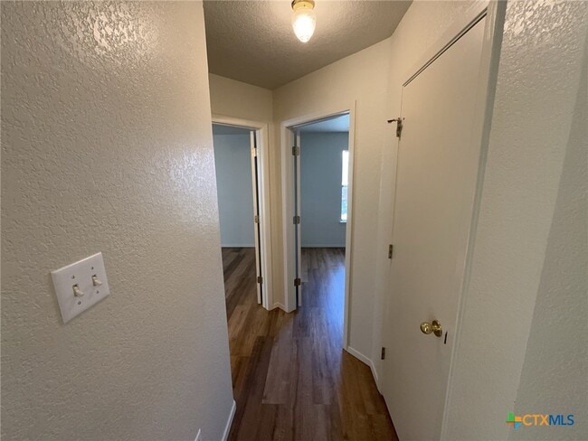 Photo - 621 Deloris Dr