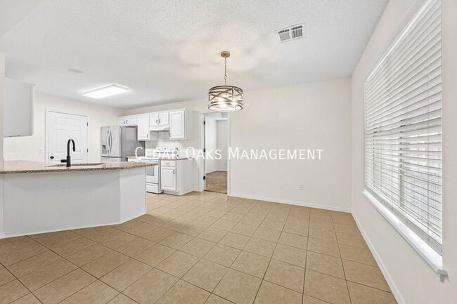 Photo - 1142 S Jasmine Ln