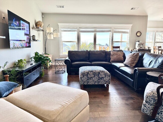 760 Beachwood Ct