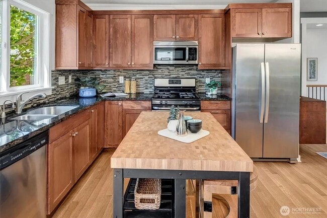 Photo - Alaska Junction - 3 bedroom and 2 1/2 bath...