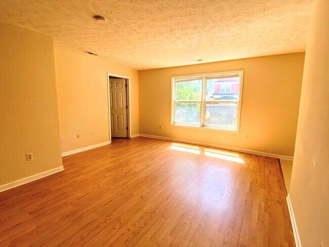 Photo - 203 E 10th St Unidad Apt 1