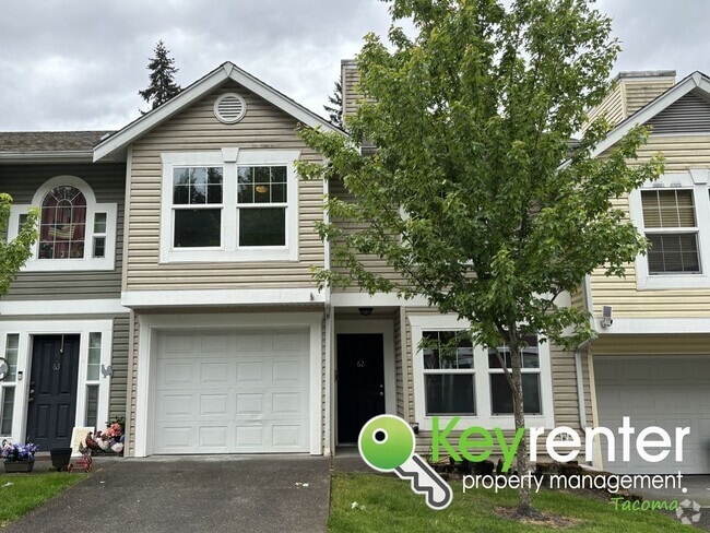 Building Photo - Modern Comfort Meets Great Location in Thi... Rental