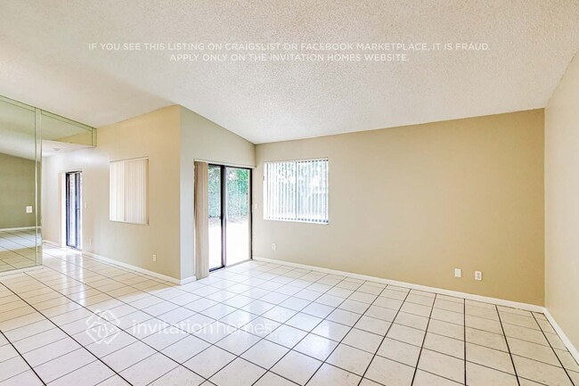 Photo - 1140 SW 111th Ave